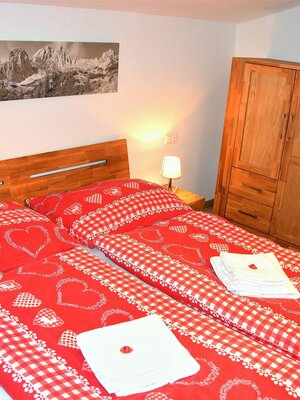 bett-apartment-wildschoenau-oesterreichtirol-schla