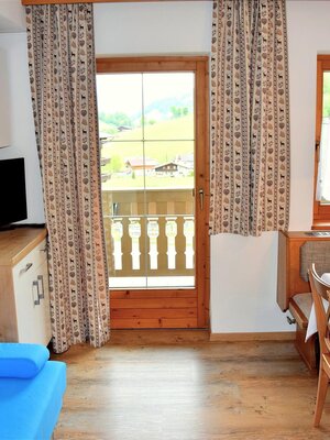 ferienwohnung-im-brixental-fuer-familien-tennladen