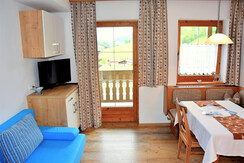 ferienwohnung-im-brixental-fuer-familien-tennladen