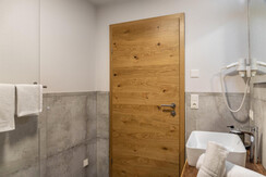 62706249-Marchegg-Bärenhöhle-56_250406-042741647_2