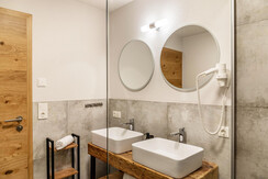 62706234-Marchegg-Bienenwiese-25_250405-171950084-