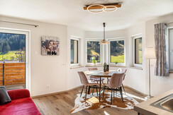 62706234-Marchegg-Bienenwiese-85_250405-175517542-