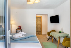 62706316-Marchegg-Fuchsbau-11_250406-053404791_250