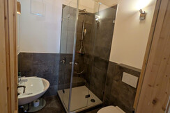 Wohnung Schatzberg Dusche/WC