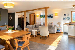 Living/Dining Area